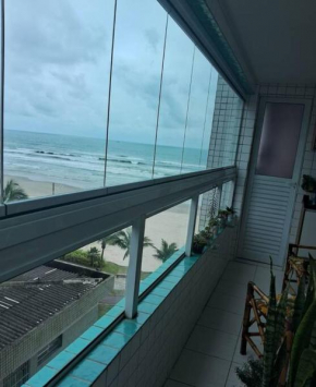 Refúgio na PG Apto Pé na Areia
